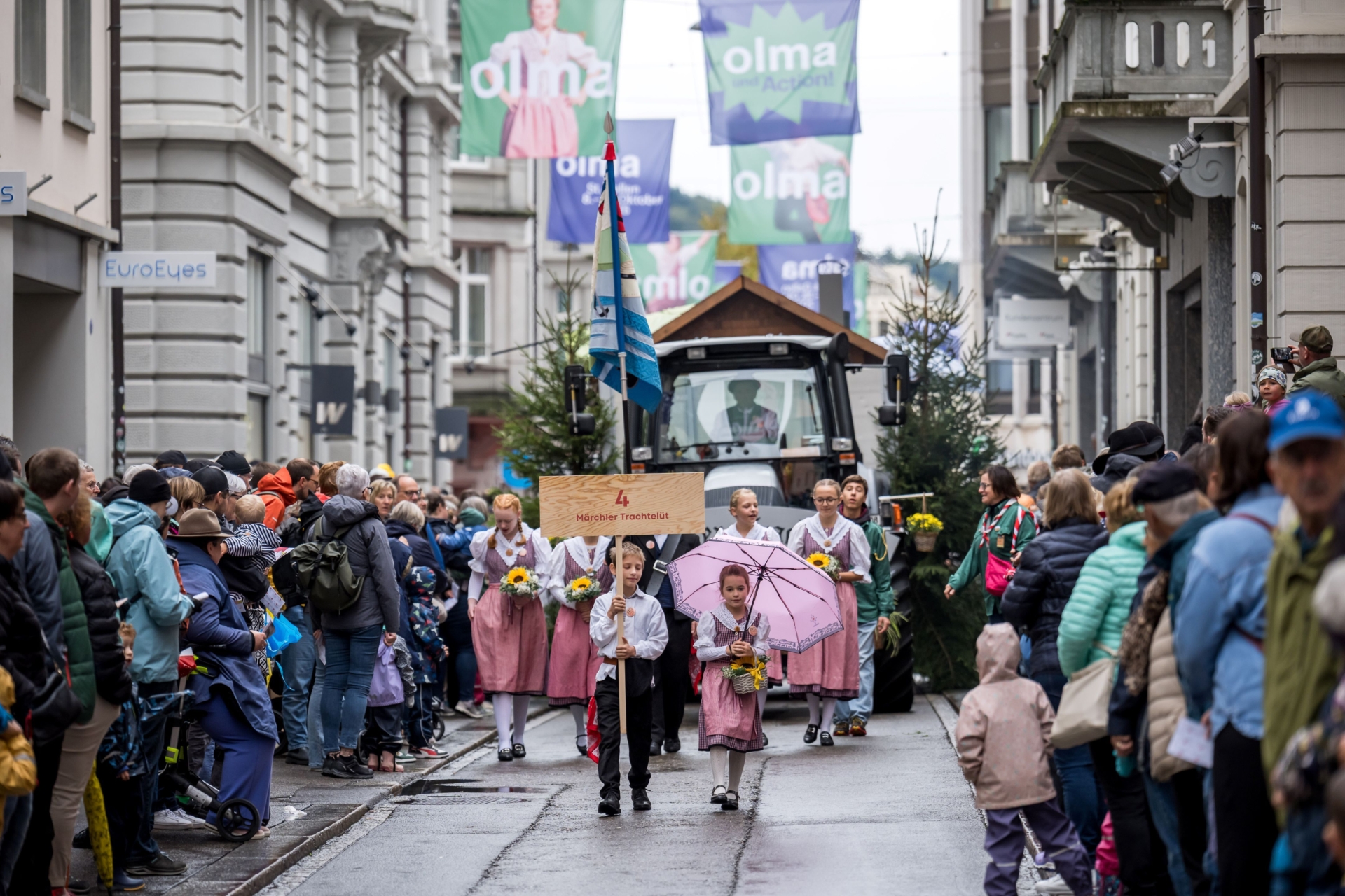 OLMA 2026: Festumzug des Gastkanton Schwyz durch St. Gallen