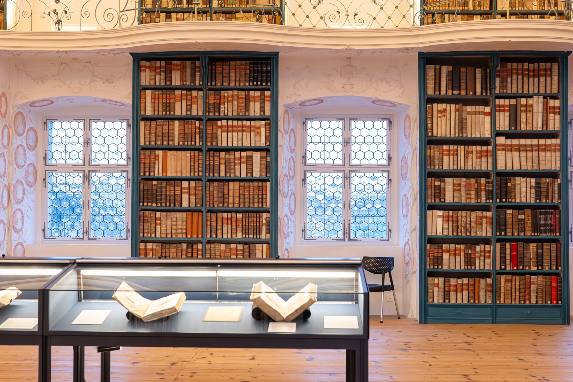 Innenansicht der Bibliothek des Klosters Einsiedeln