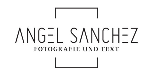 Das Logo von Angel Sanchez präsentiert sich in einem klaren und professionellen Stil, der das Unternehmen zeitgemäß und einprägsam repräsentiert. Es vermittelt eine starke und vertrauenswürdige Markenidentität.